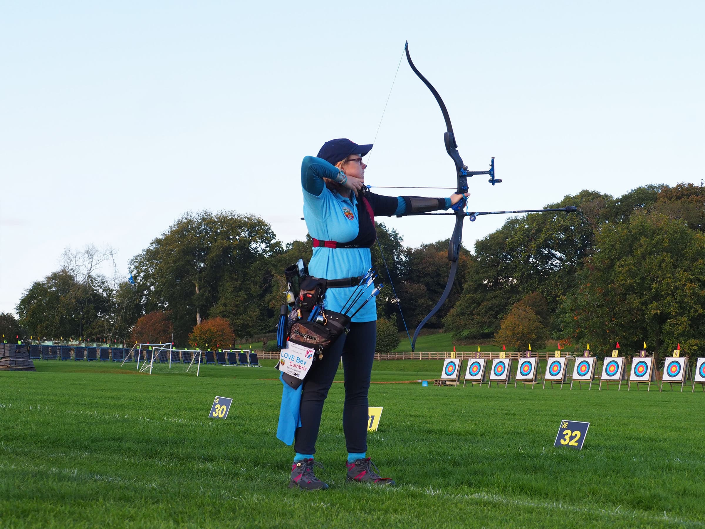 Archer shooting recurve